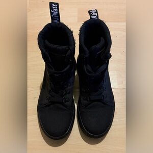 Dr. Martens Combs W utility boot in black, women's US size 7.